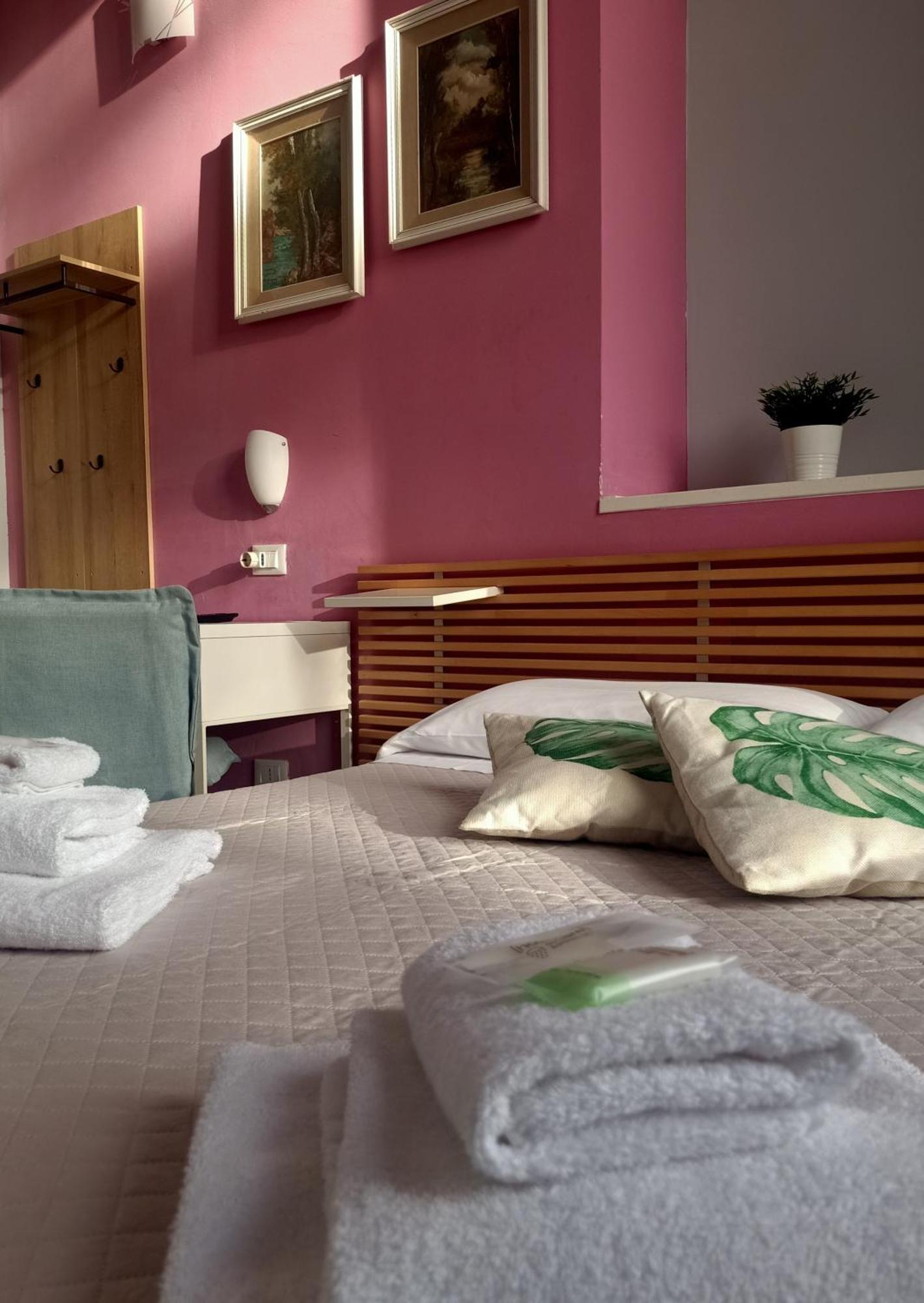 Hotel Serena Arenzano Bagian luar foto