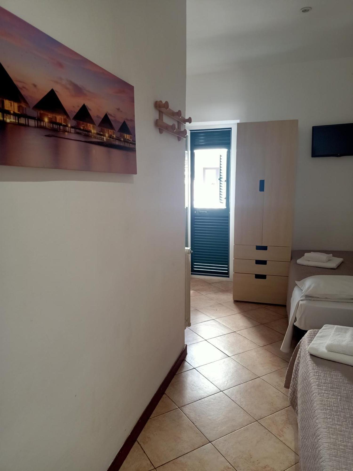 Hotel Serena Arenzano Bagian luar foto